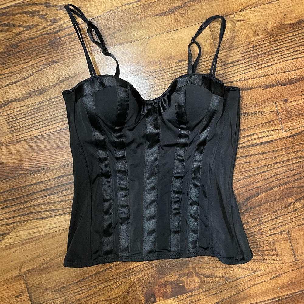 SOLD 🕷 Vintage morbid threads black corset top🕷